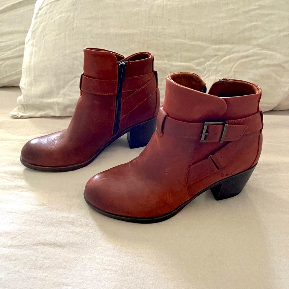 BOC Shea Women's Red Boots 6.5